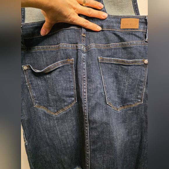 *2 FOR $30* Judy Blue Dark Denim Overall Dress - Picture 6 of 16